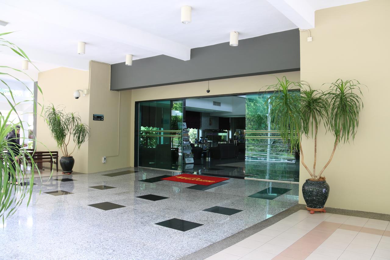 Hotel Edc Uum Sintok à Sintuk Extérieur photo